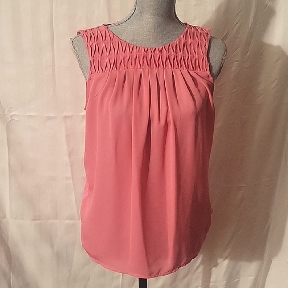 ELLE Woman's Pink Sleeveless Round Neck With Tie in Back: Size: M